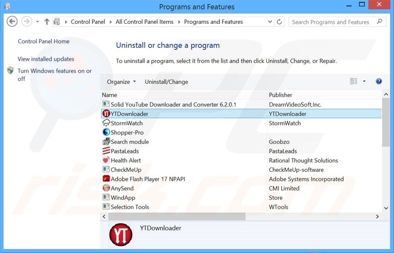 Désinstallation du logiciel de publicité YTDownloader via le Panneau de Configuration